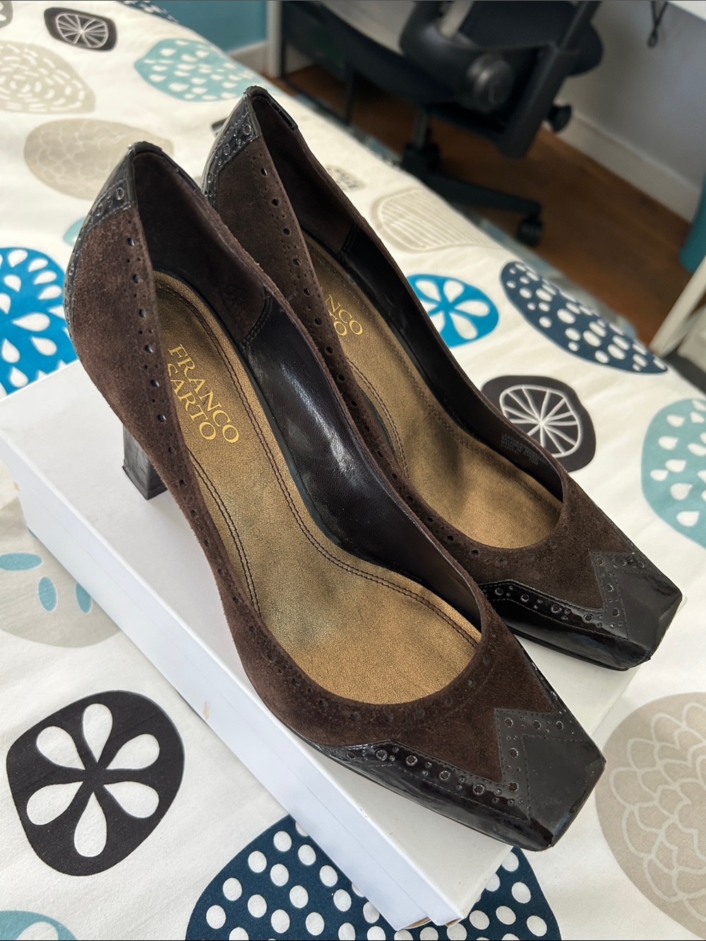 Franco SartoBrown Suede Block Heel Pumps. Spectacular Style 3.5” heal height